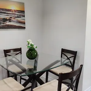 Séjour chez l'habitant Spacious Mbr Near Kennedy Subway & Go, Toronto