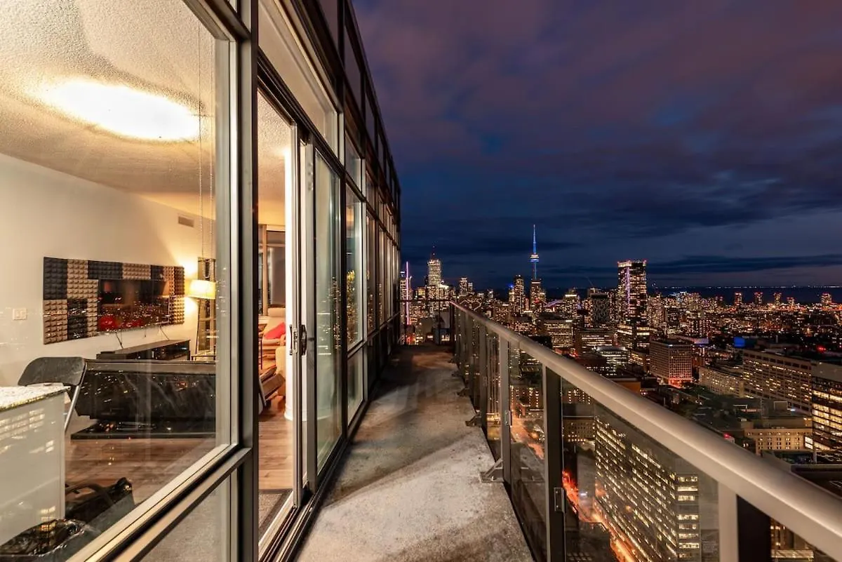 Apartment Unbelievable Penthouse View With 3 Bedrooms Toronto