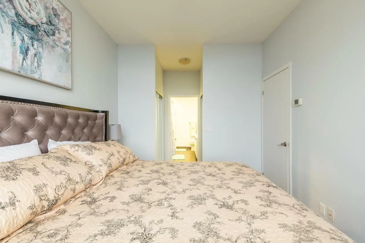 Apartment Unbelievable Penthouse View With 3 Bedrooms Toronto